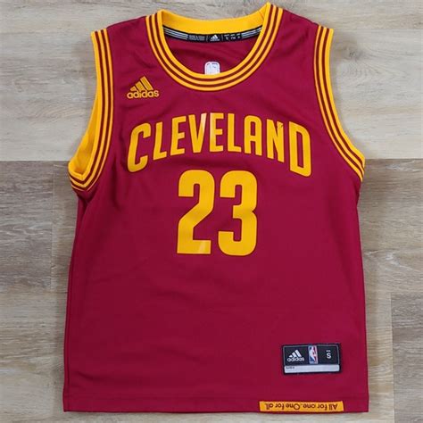 adidas Cleveland Cavaliers LeBron James Youth (sizes 8